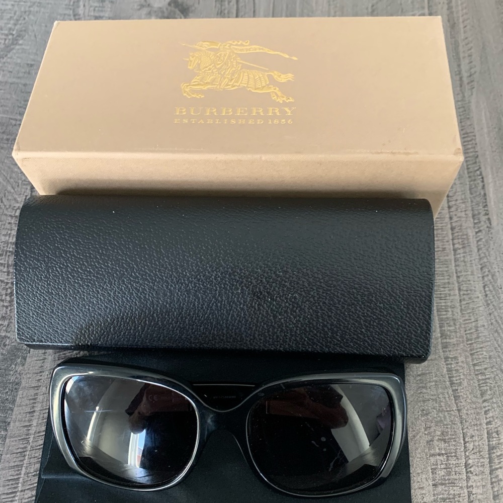 Women’s Burberry Sunglasses